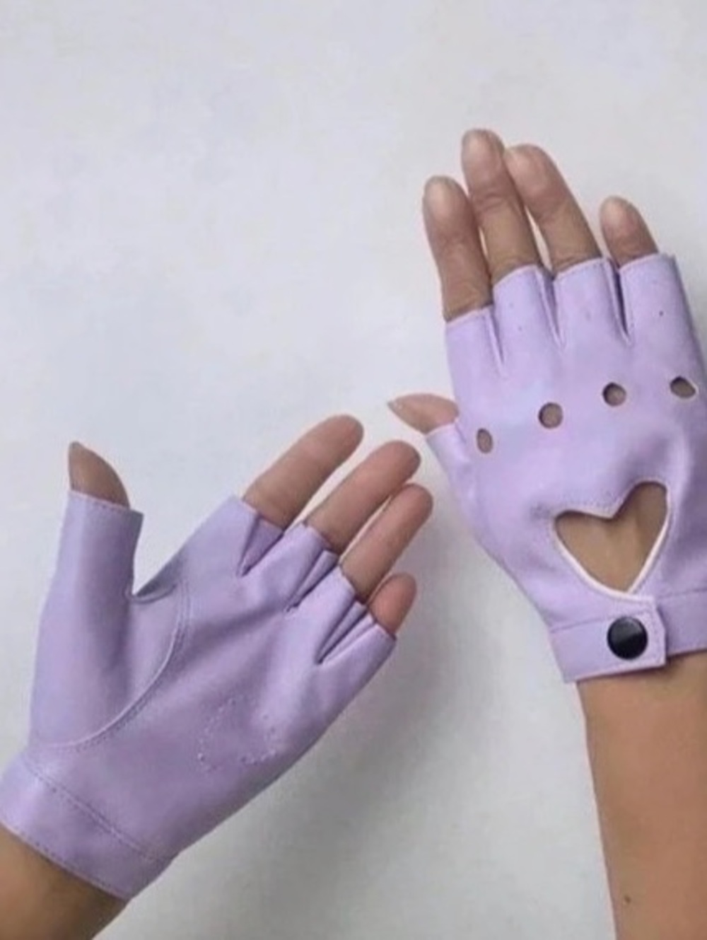 Fingerless Festival Faux Leather Gloves in Purple